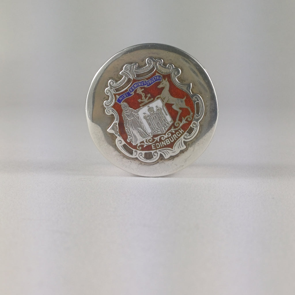 Solid silver snuff box dated 1902 with enamel