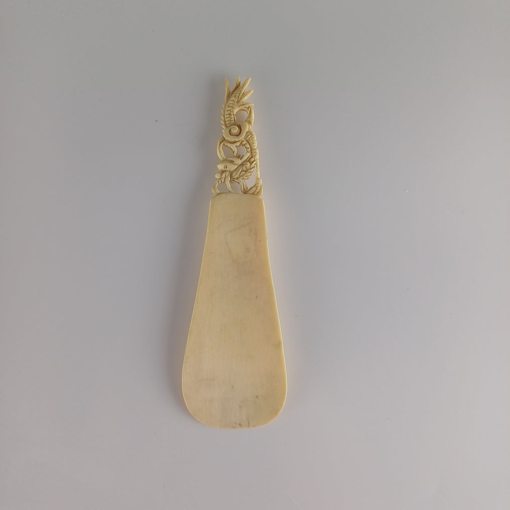 Late 19th Century Bone shoe horn