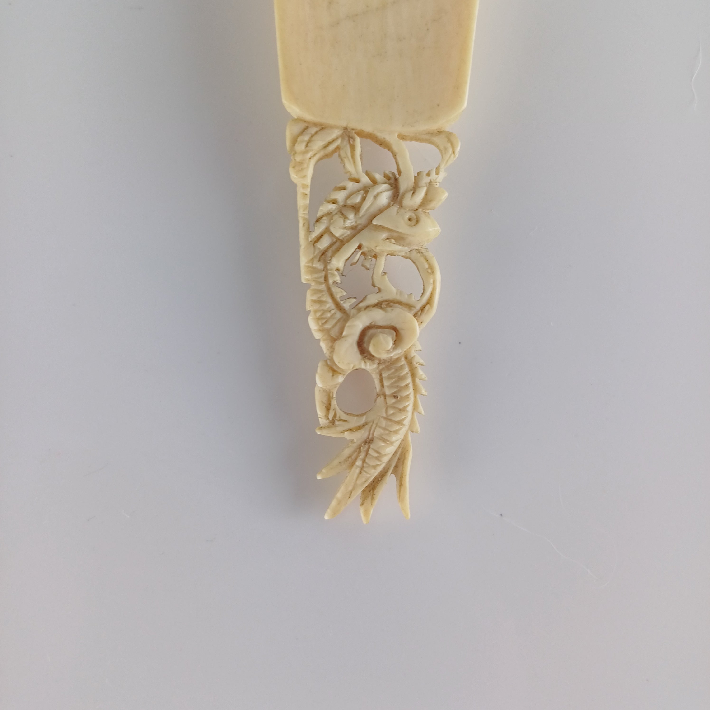 Late 19th Century Bone shoe horn